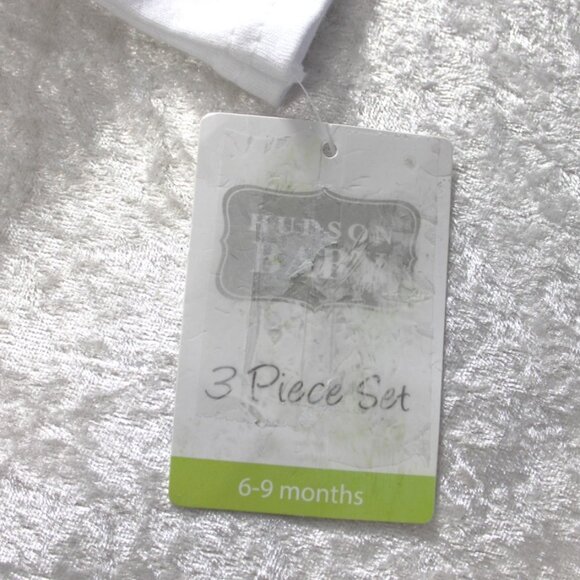 Hudson Baby 3-Piece “Baby Bear” Bodysuit, Pants & Shoes Set – Size 6-9 Months - Picture 6 of 7